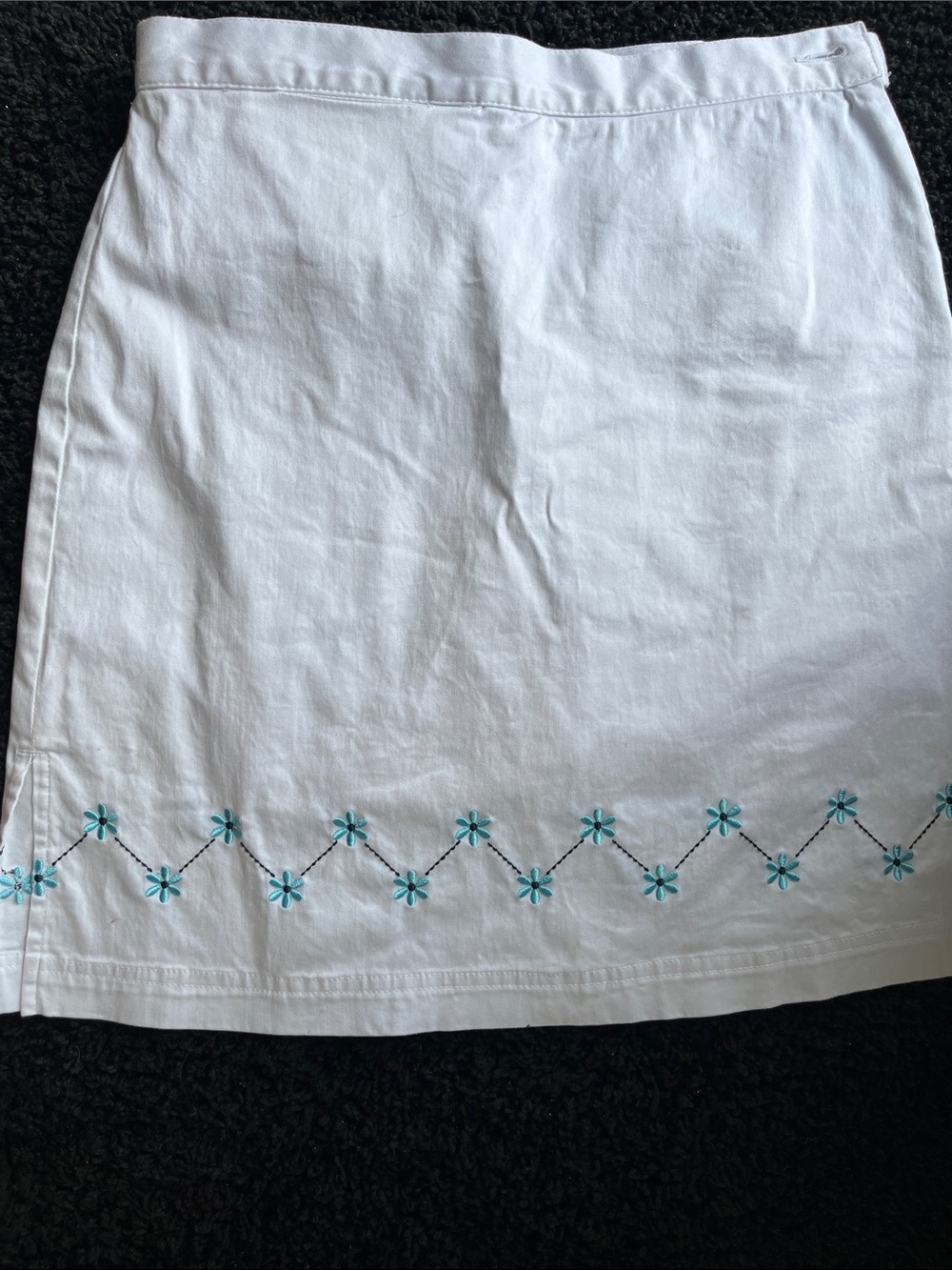 Glenmuir of Scotland White Floral-Embroidered Golf Skort UK 8 /US 4. NWOT